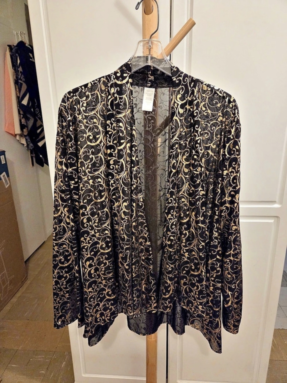 Avon Black & Gold Patterned Jacket Size 1X/2X